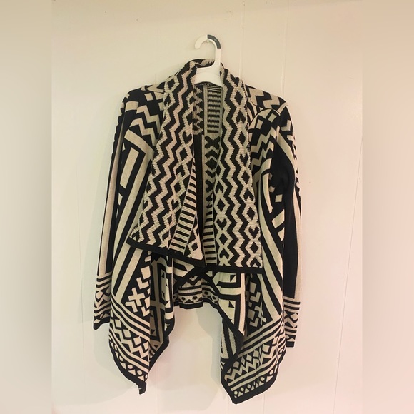 Urban Outfitters Sweaters - Urban Outfitters Staring at Stars Cardigan